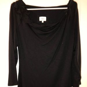 Deletta 3/4 sleeve shirt.